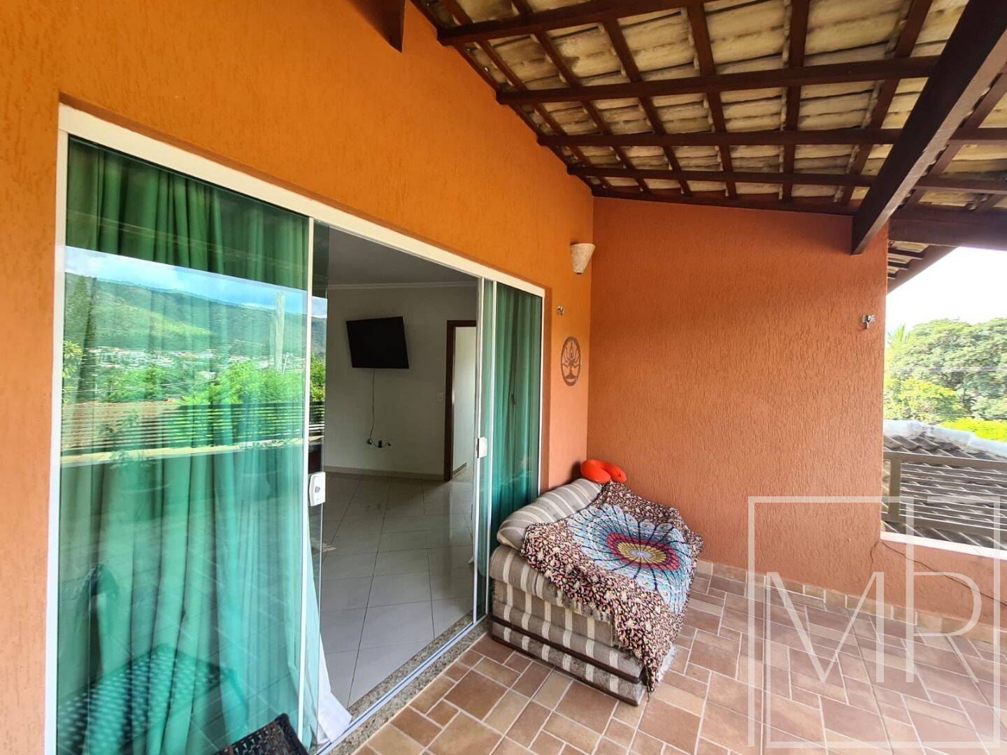 Casa, 4 quartos, 330 m² - Foto 2