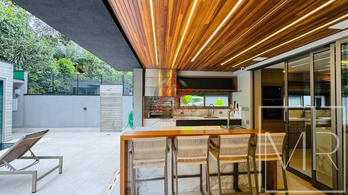 Casa, 6 quartos, 334 m² - Foto 7