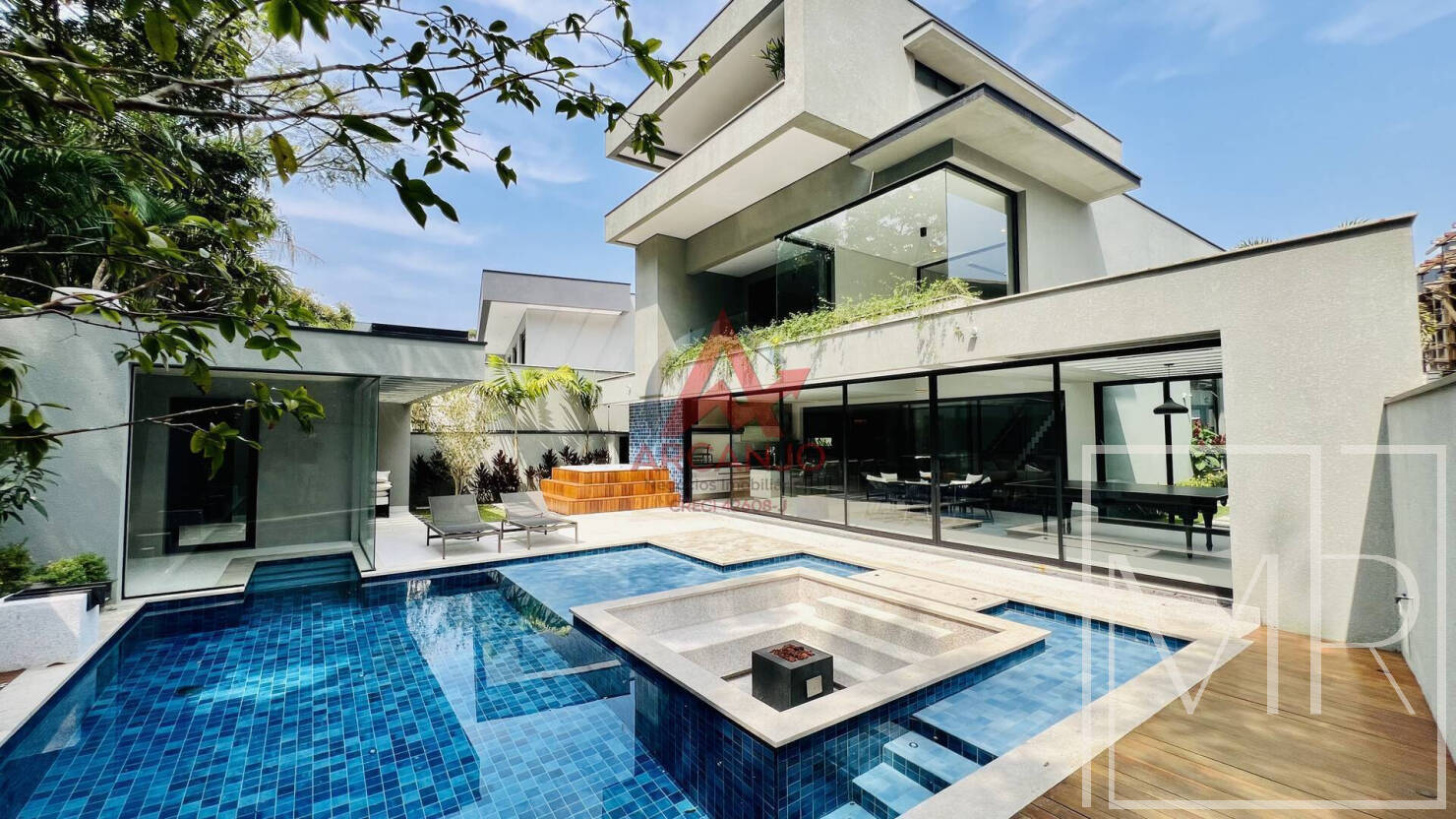 Casa, 6 quartos, 556 m² - Foto 2