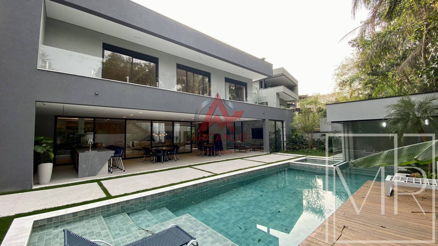 Casa, 6 quartos, 713 m² - Foto 1