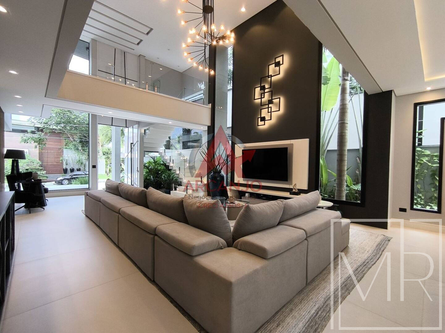 Casa, 7 quartos, 620 m² - Foto 2