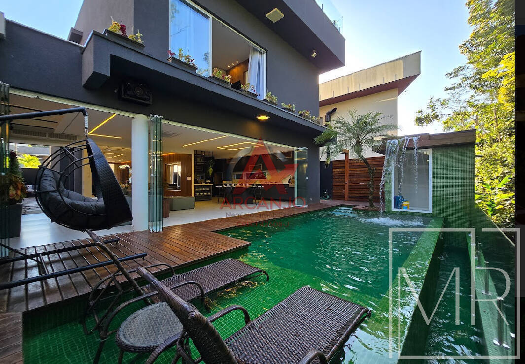 Casa, 7 quartos, 450 m² - Foto 1