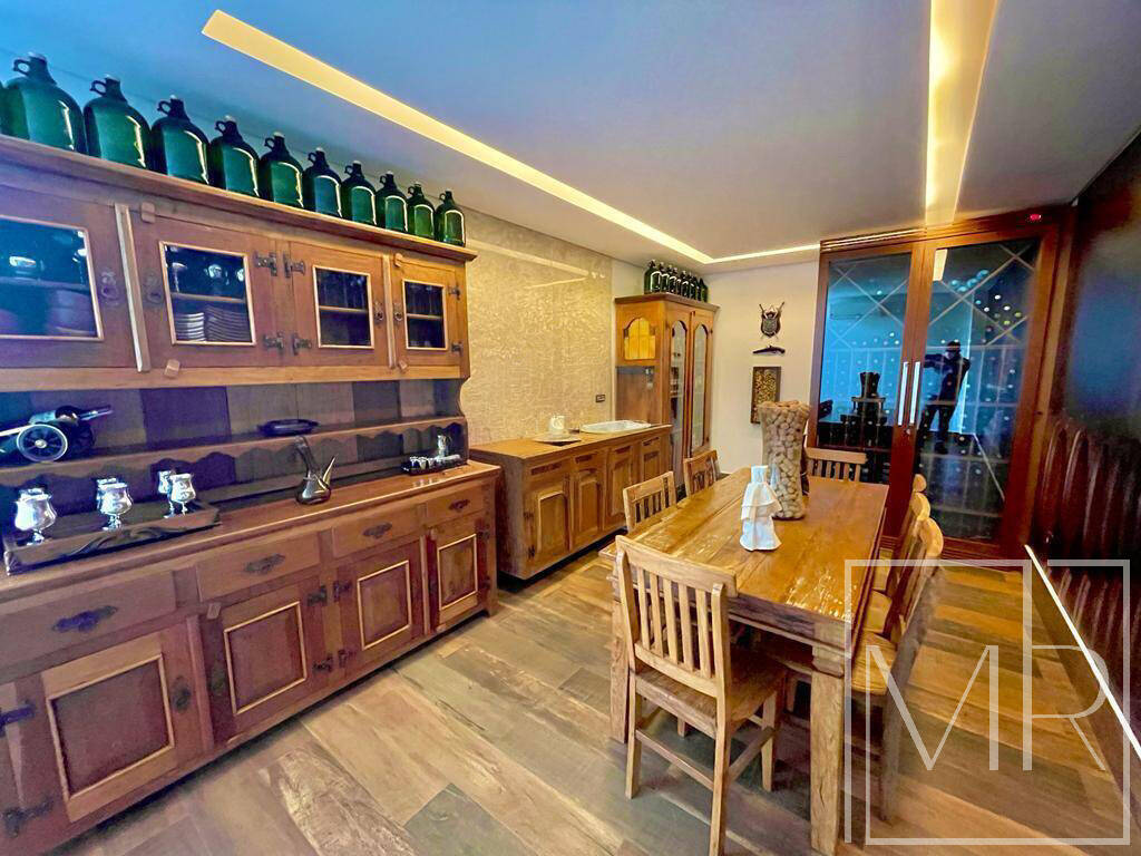 Casa, 10 quartos, 1500 m² - Foto 19