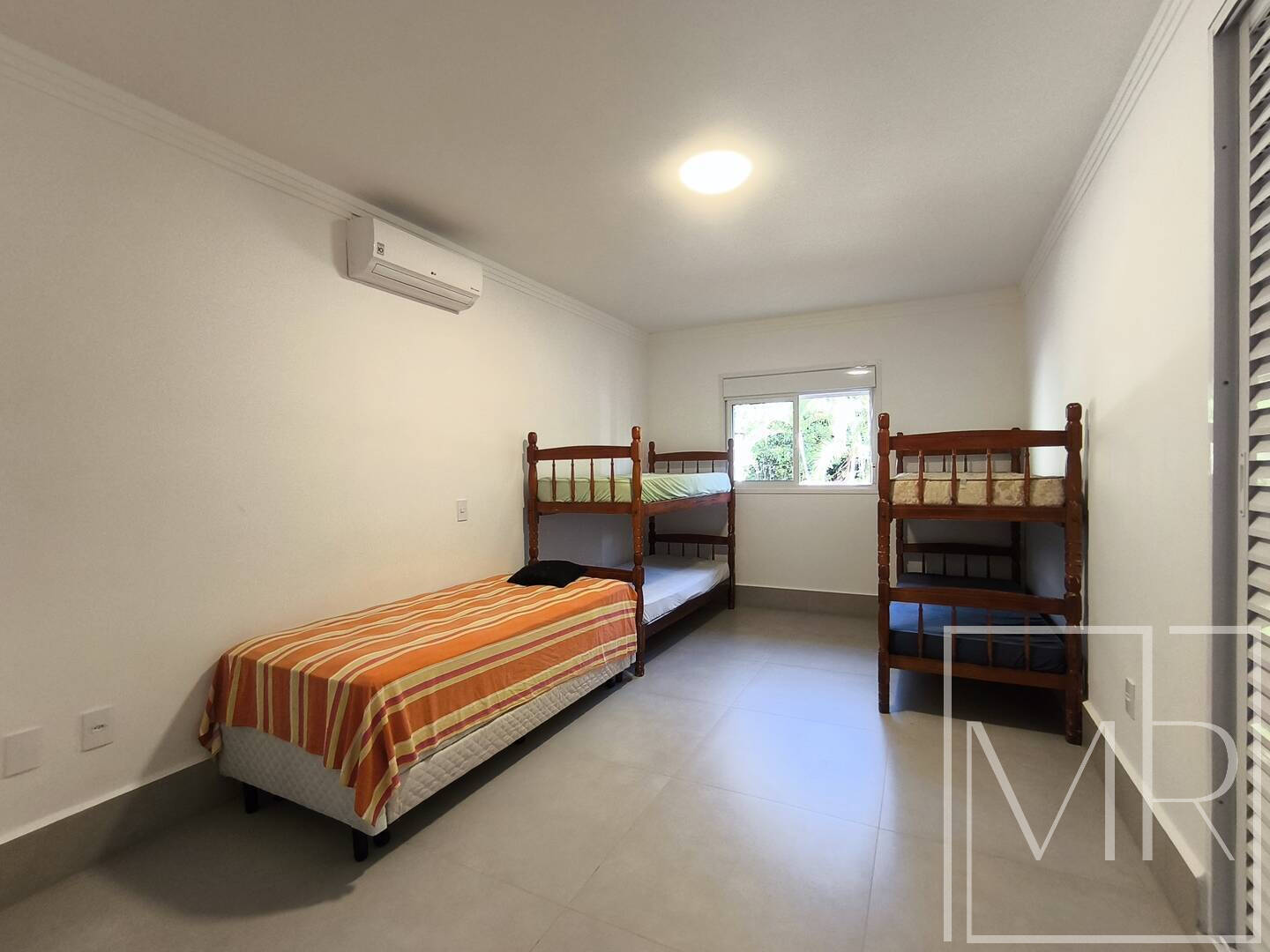 Casa, 6 quartos, 208 m² - Foto 33