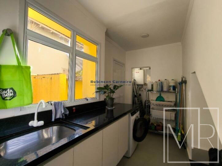 Casa, 6 quartos, 208 m² - Foto 11