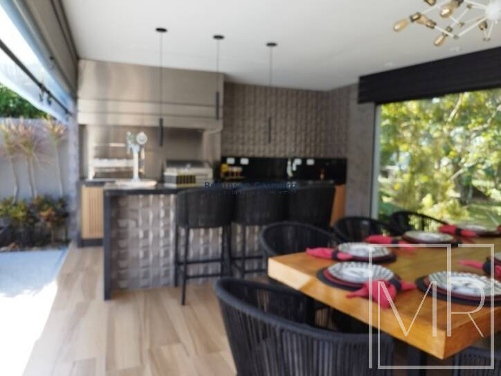 Casa, 6 quartos, 327 m² - Foto 3