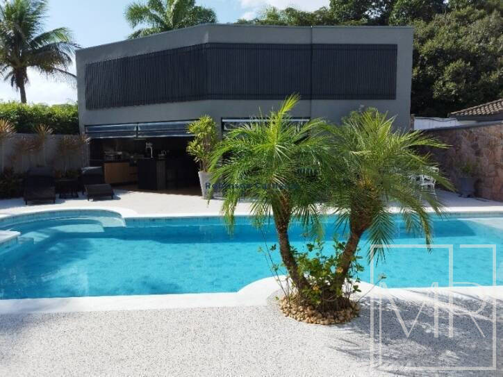 Casa, 6 quartos, 327 m² - Foto 2