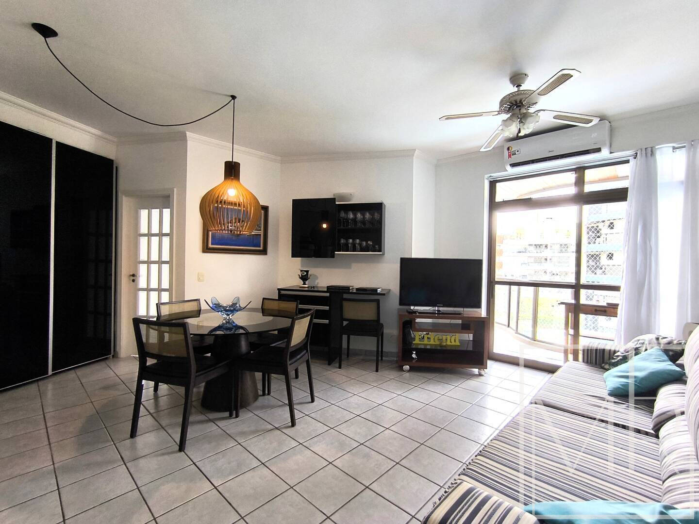 Apartamento, 3 quartos, 100 m² - Foto 1