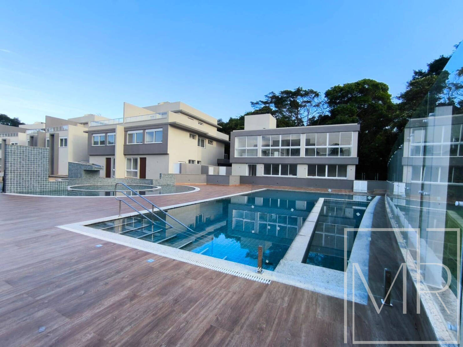 Casa, 6 quartos, 310 m² - Foto 4