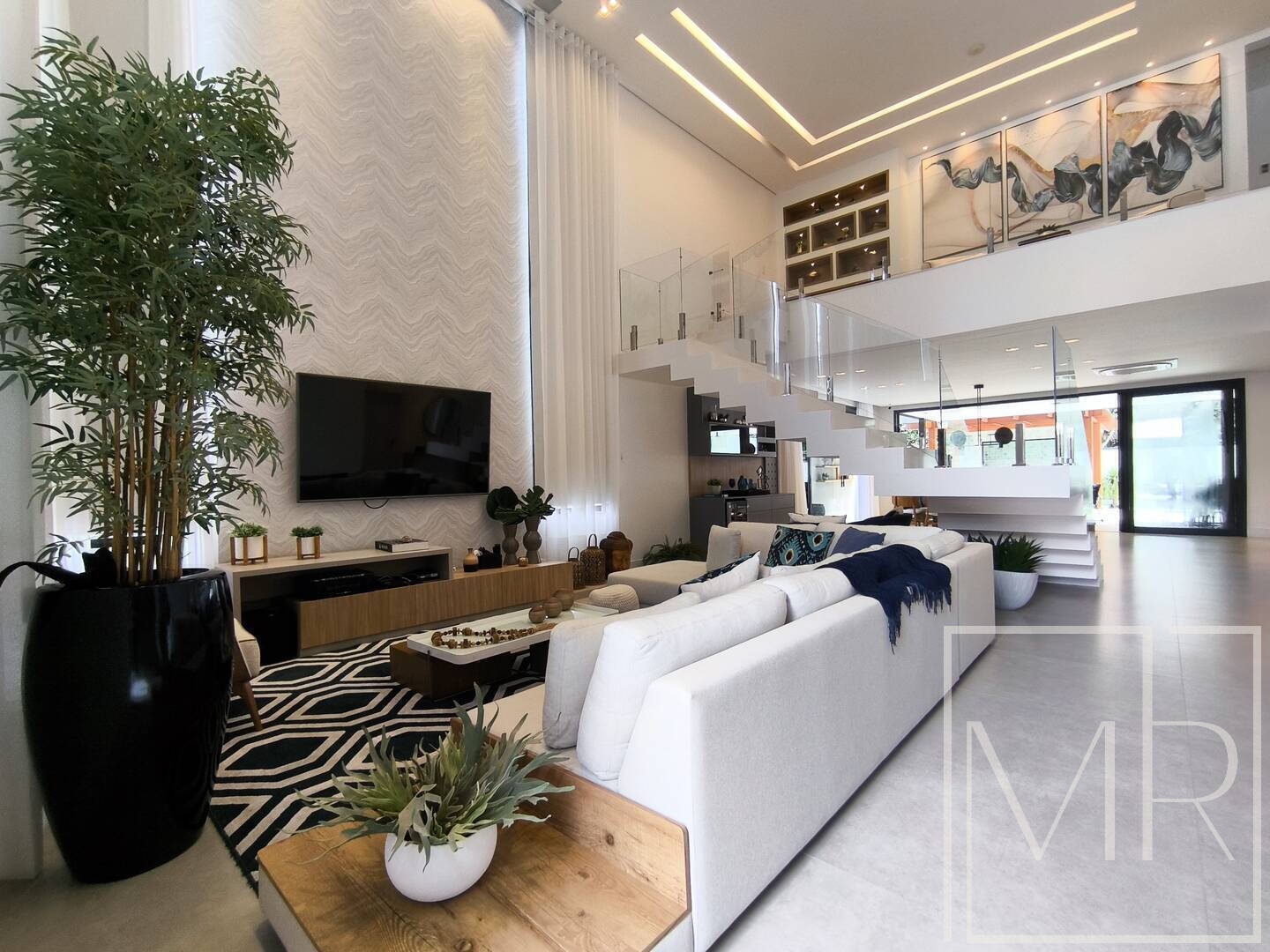Casa, 6 quartos, 492 m² - Foto 1