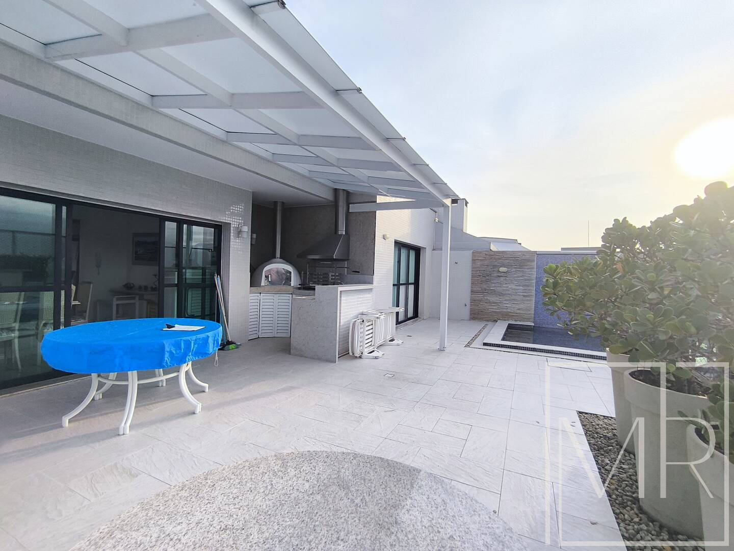 Cobertura, 3 quartos, 227 m² - Foto 8