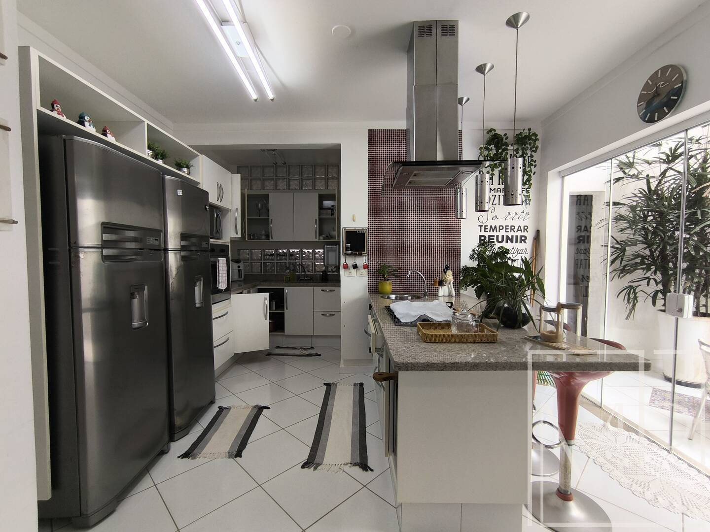 Casa, 4 quartos, 164 m² - Foto 1