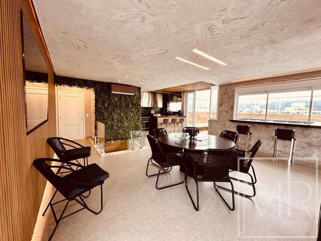 Cobertura, 3 quartos, 214 m² - Foto 4