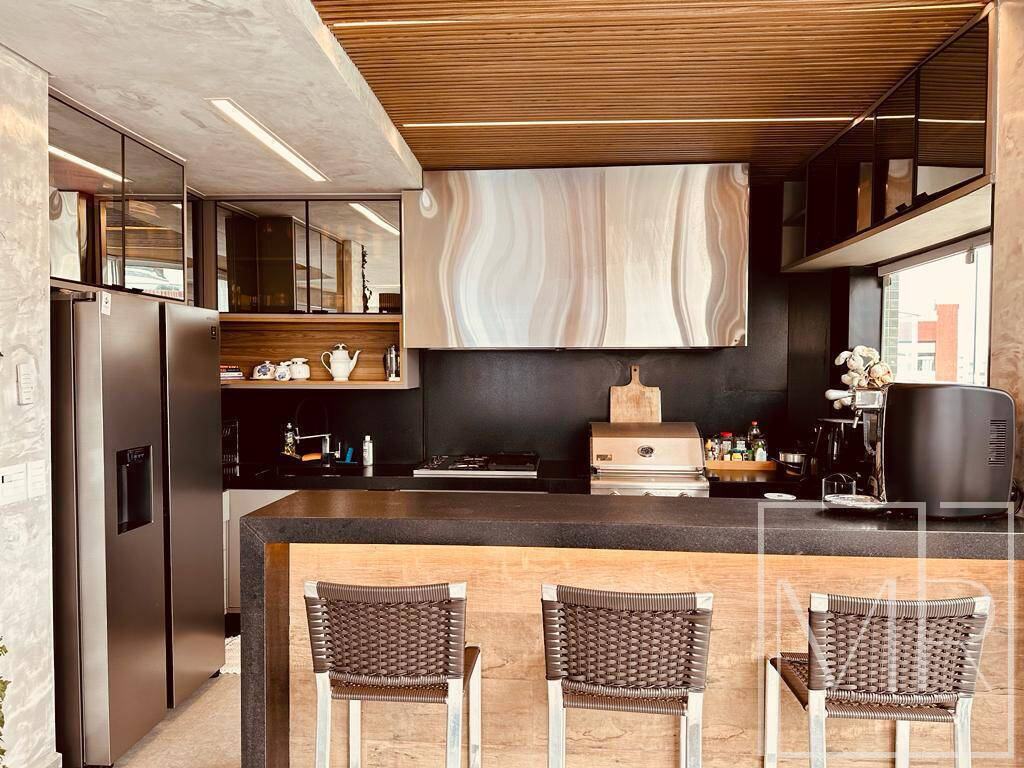 Cobertura, 3 quartos, 214 m² - Foto 9