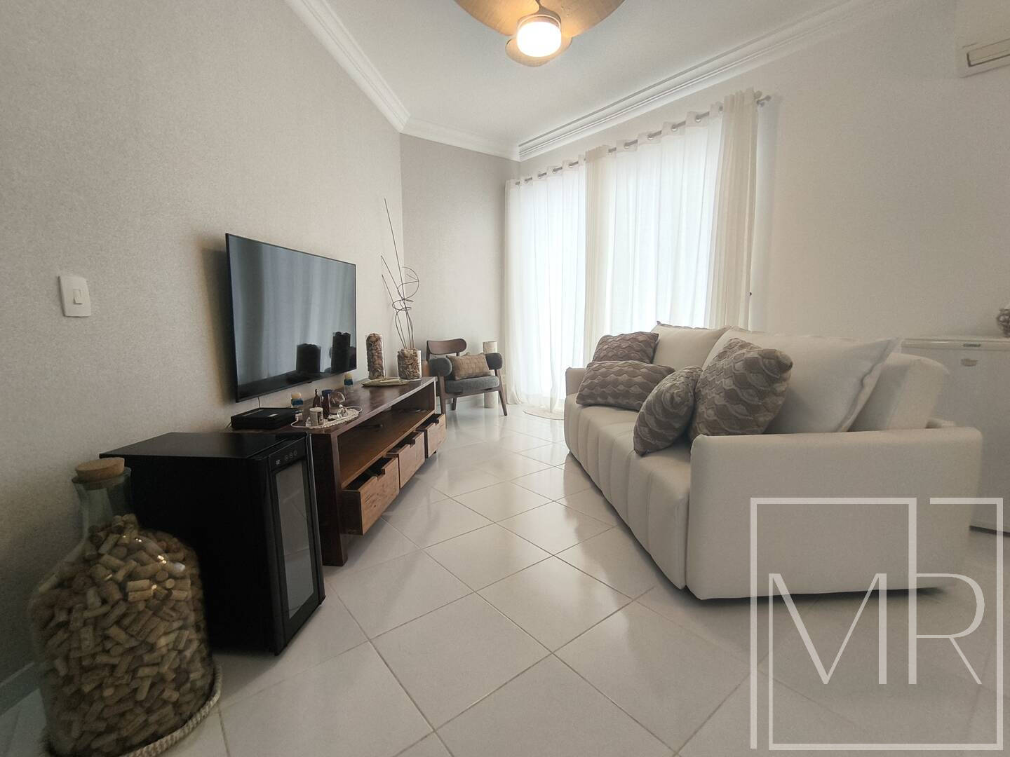 Apartamento, 3 quartos, 114 m² - Foto 2