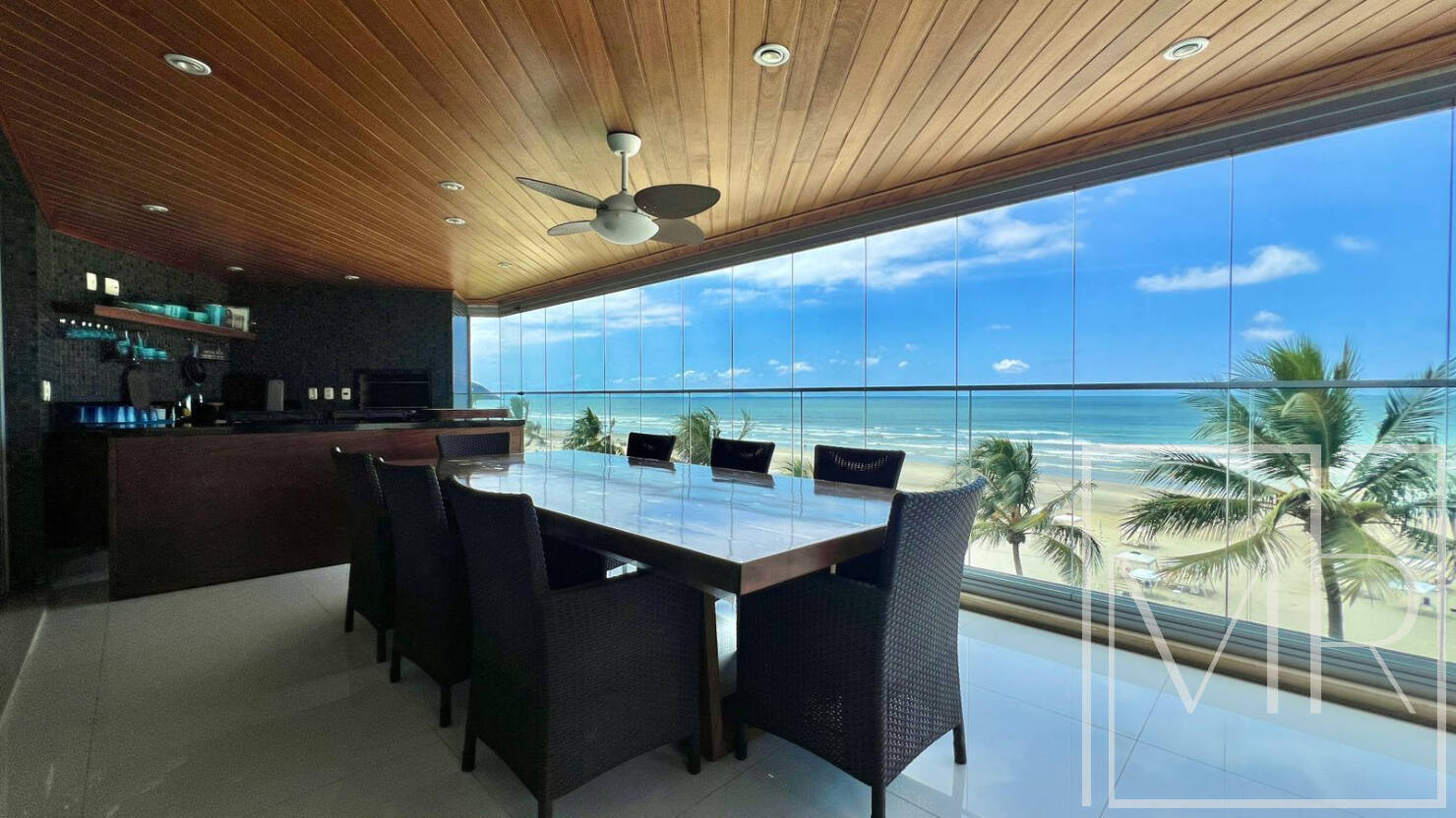 Apartamento, 4 quartos, 252 m² - Foto 1