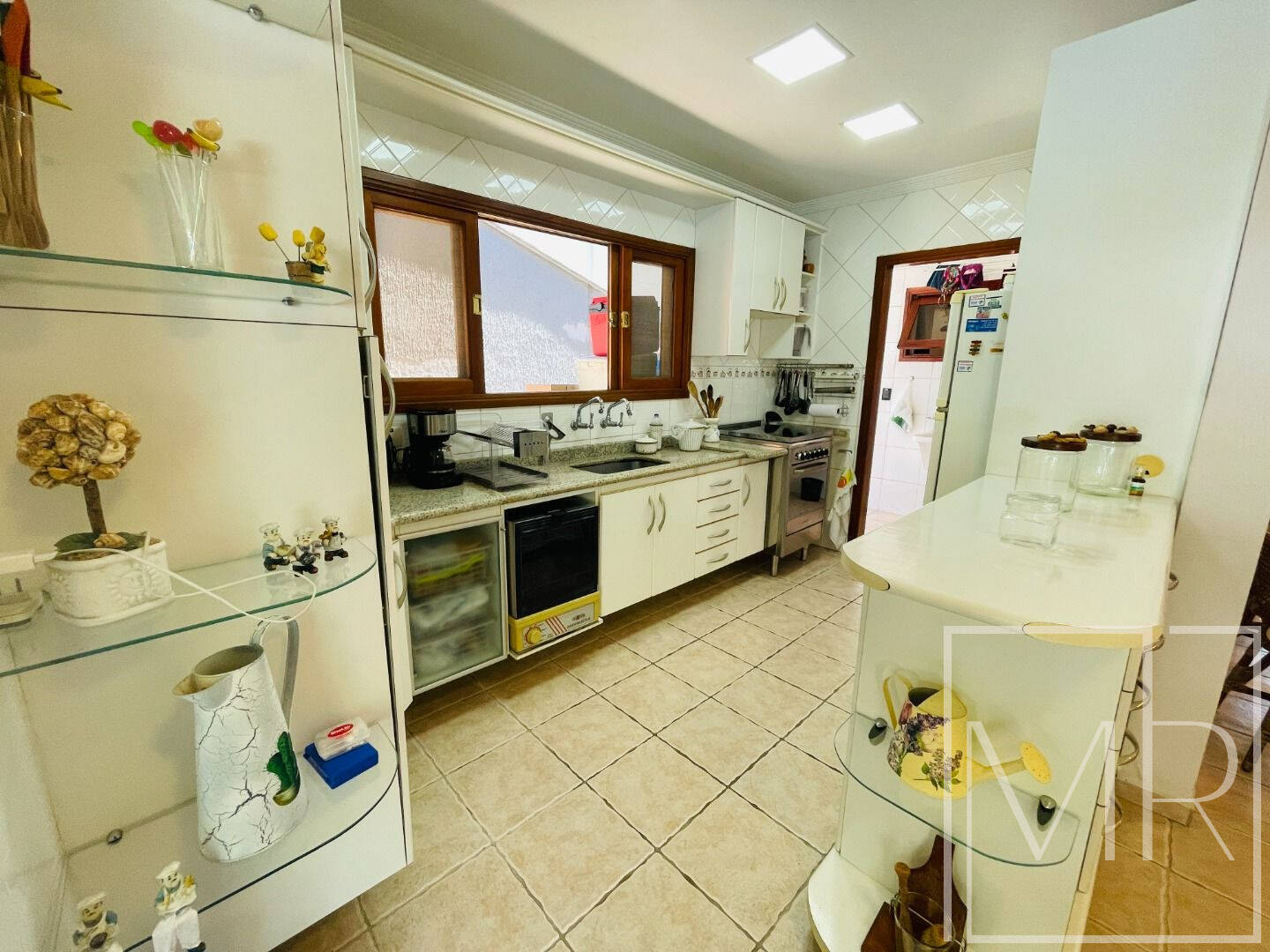 Casa, 4 quartos, 300 m² - Foto 8