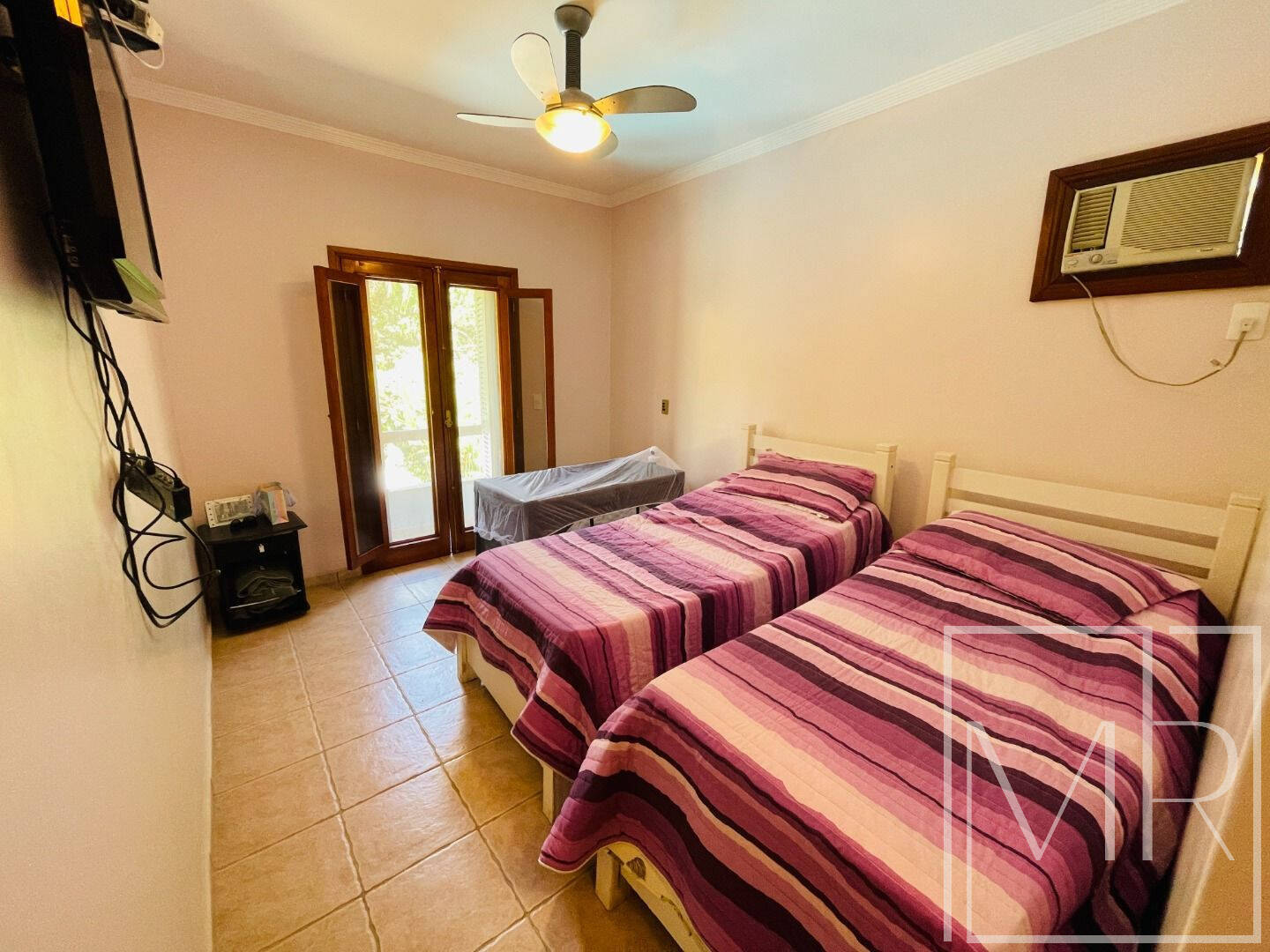 Casa, 4 quartos, 300 m² - Foto 16