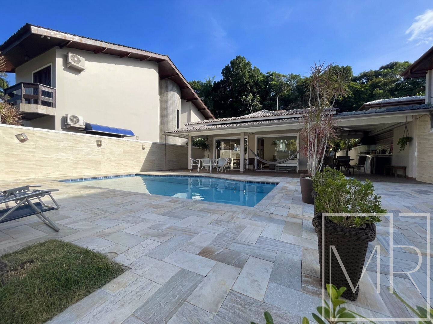 Casa, 4 quartos, 240 m² - Foto 6