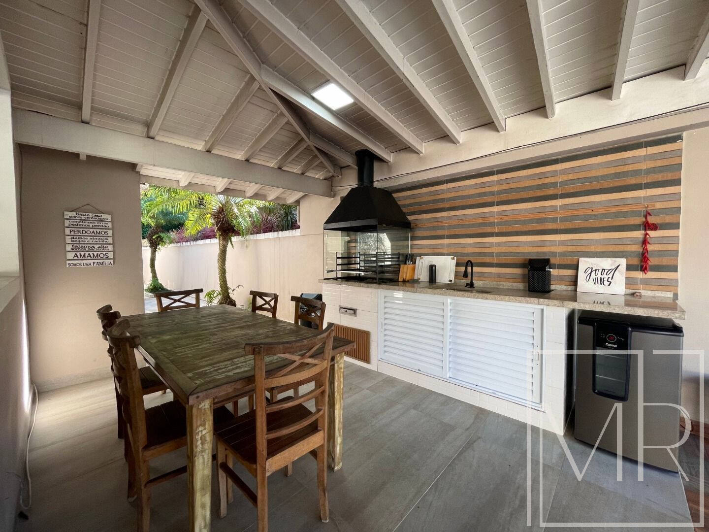 Casa, 4 quartos, 240 m² - Foto 10