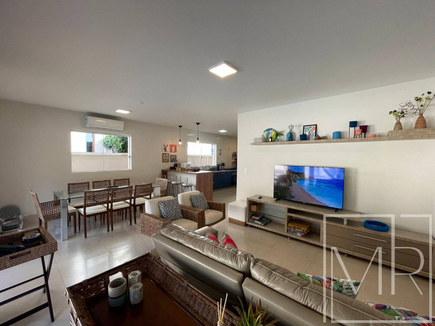 Casa, 4 quartos, 240 m² - Foto 14