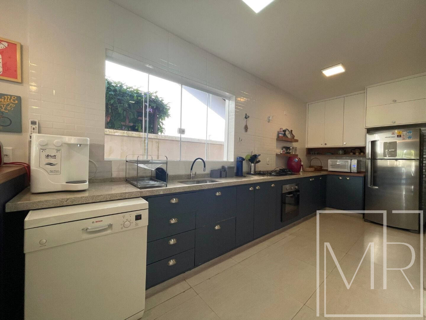 Casa, 4 quartos, 240 m² - Foto 17