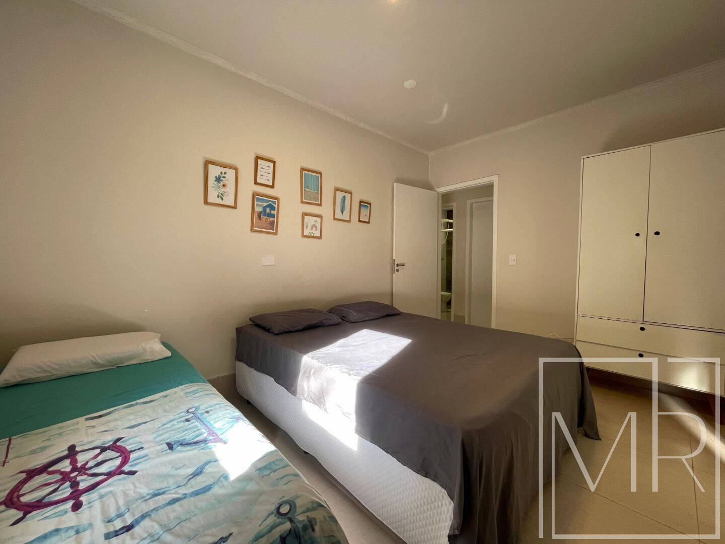 Casa, 4 quartos, 240 m² - Foto 27
