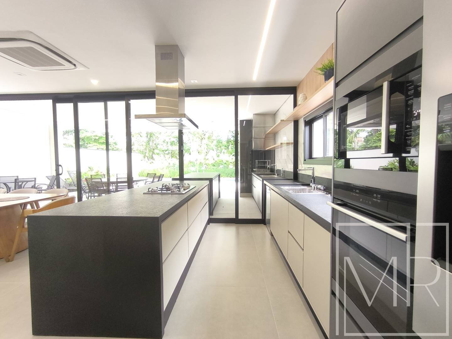 Casa, 5 quartos, 331 m² - Foto 9