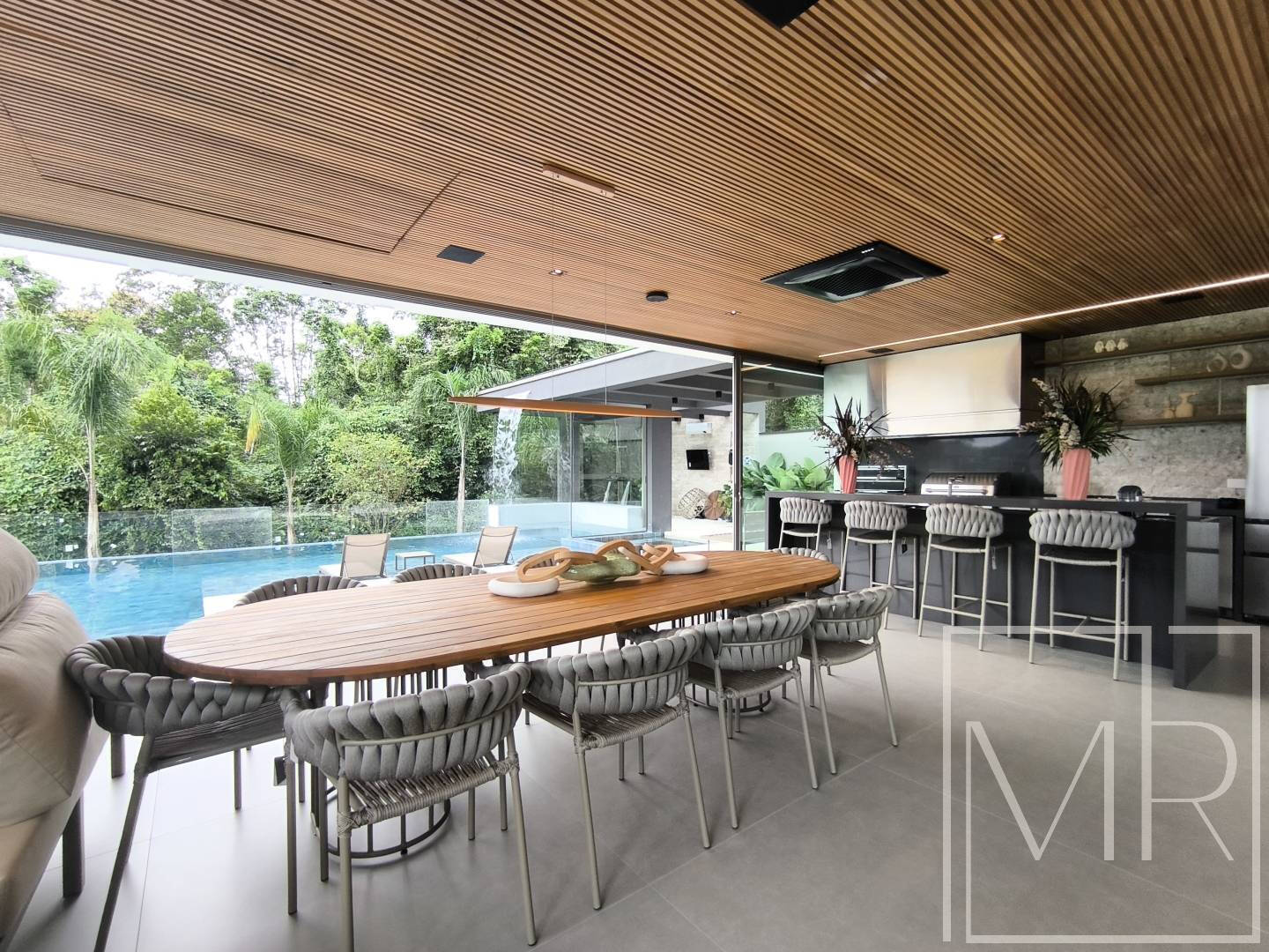Casa, 7 quartos, 618 m² - Foto 1