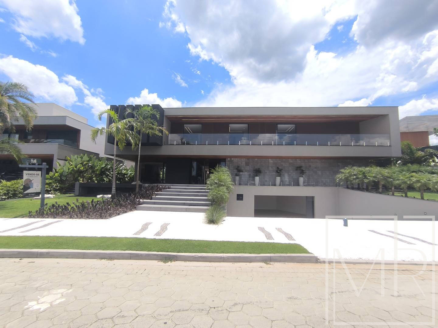 Casa, 7 quartos, 1335 m² - Foto 2