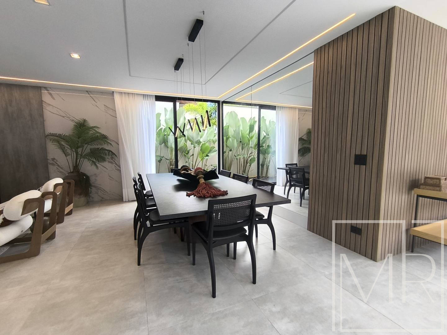Casa, 7 quartos, 1335 m² - Foto 13