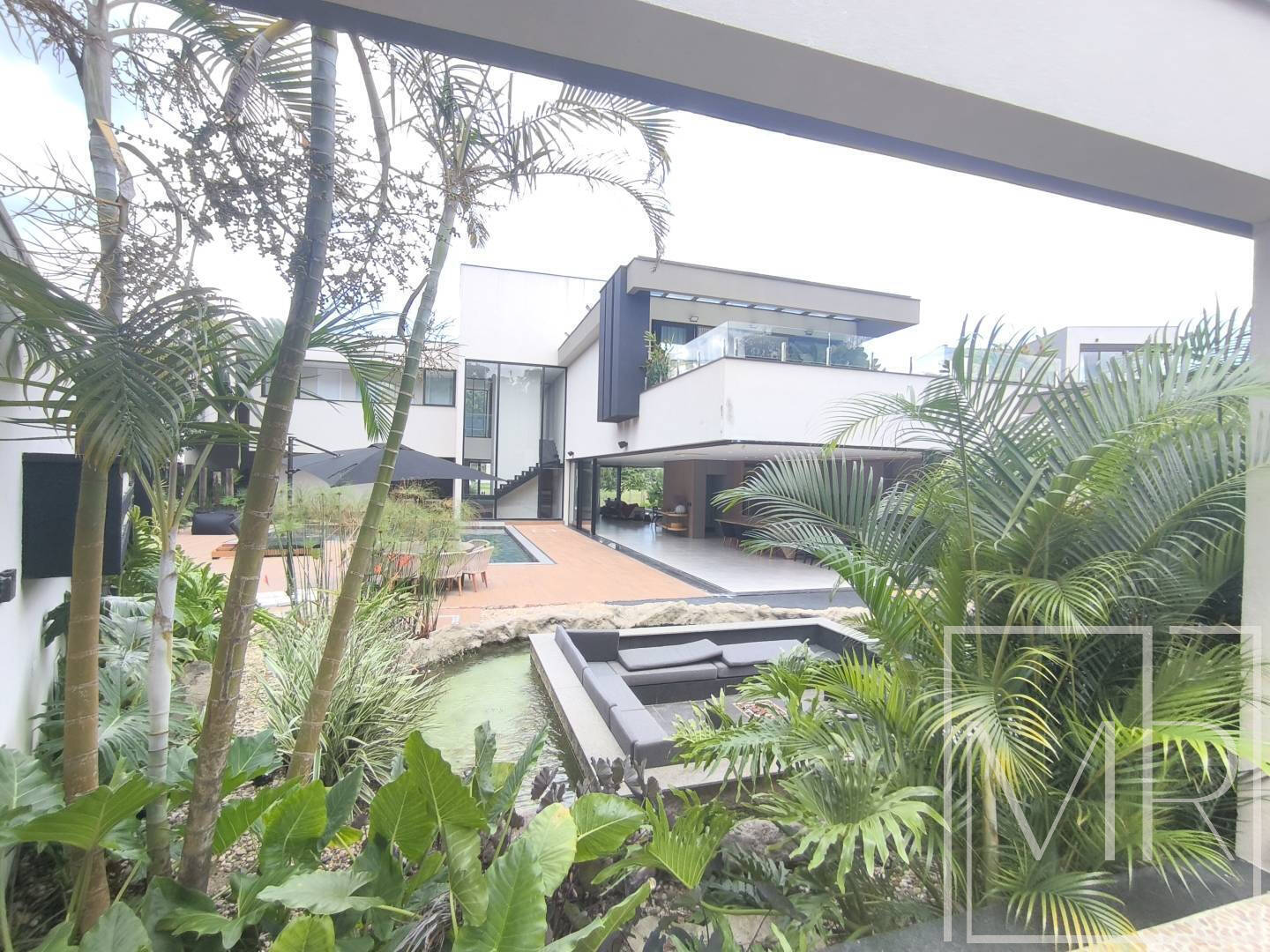 Casa, 7 quartos, 1335 m² - Foto 30