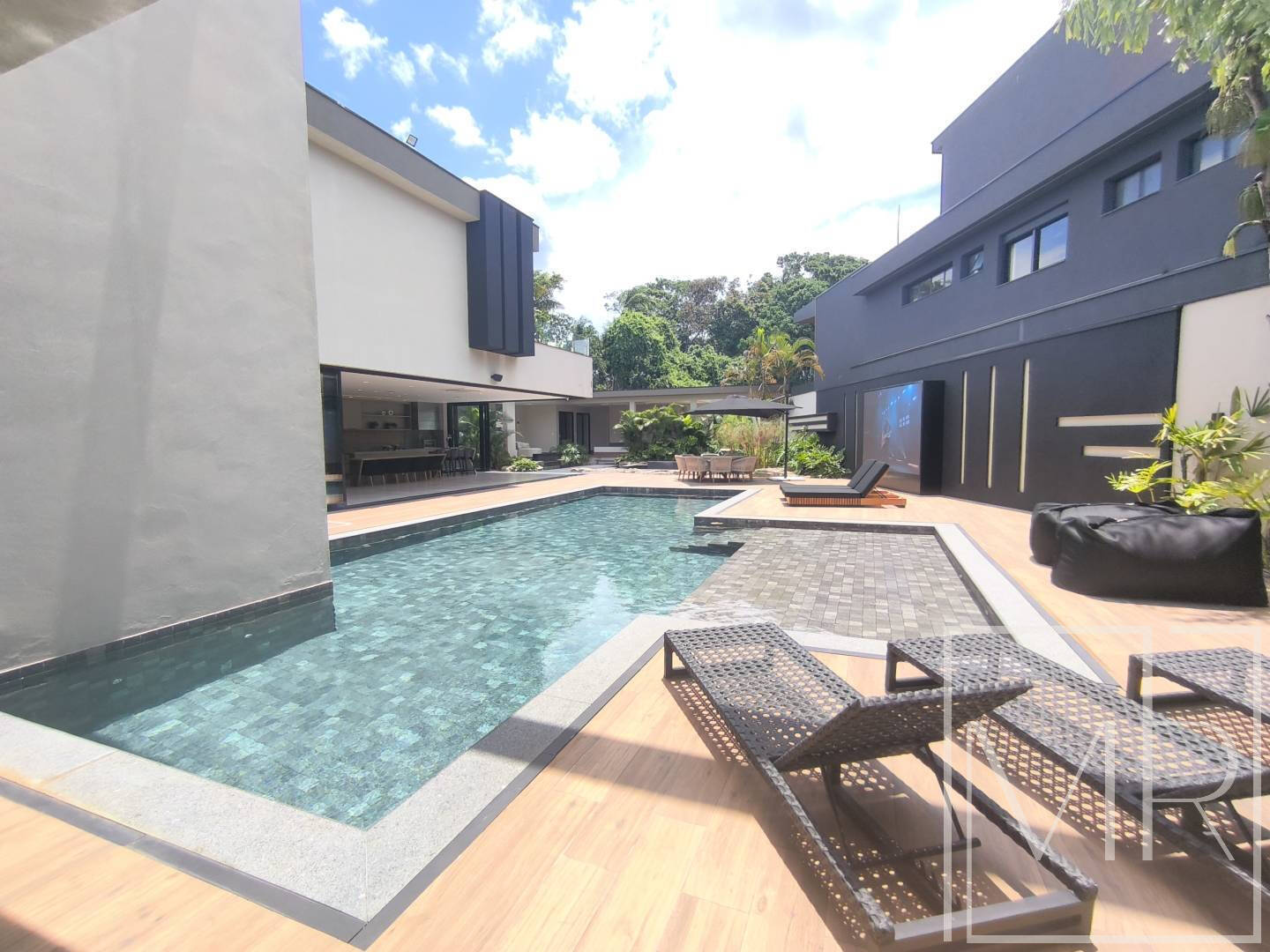 Casa, 7 quartos, 1335 m² - Foto 33