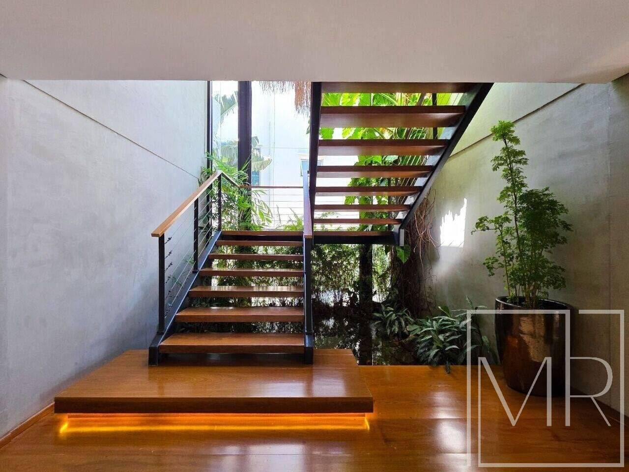Casa, 7 quartos, 942 m² - Foto 40
