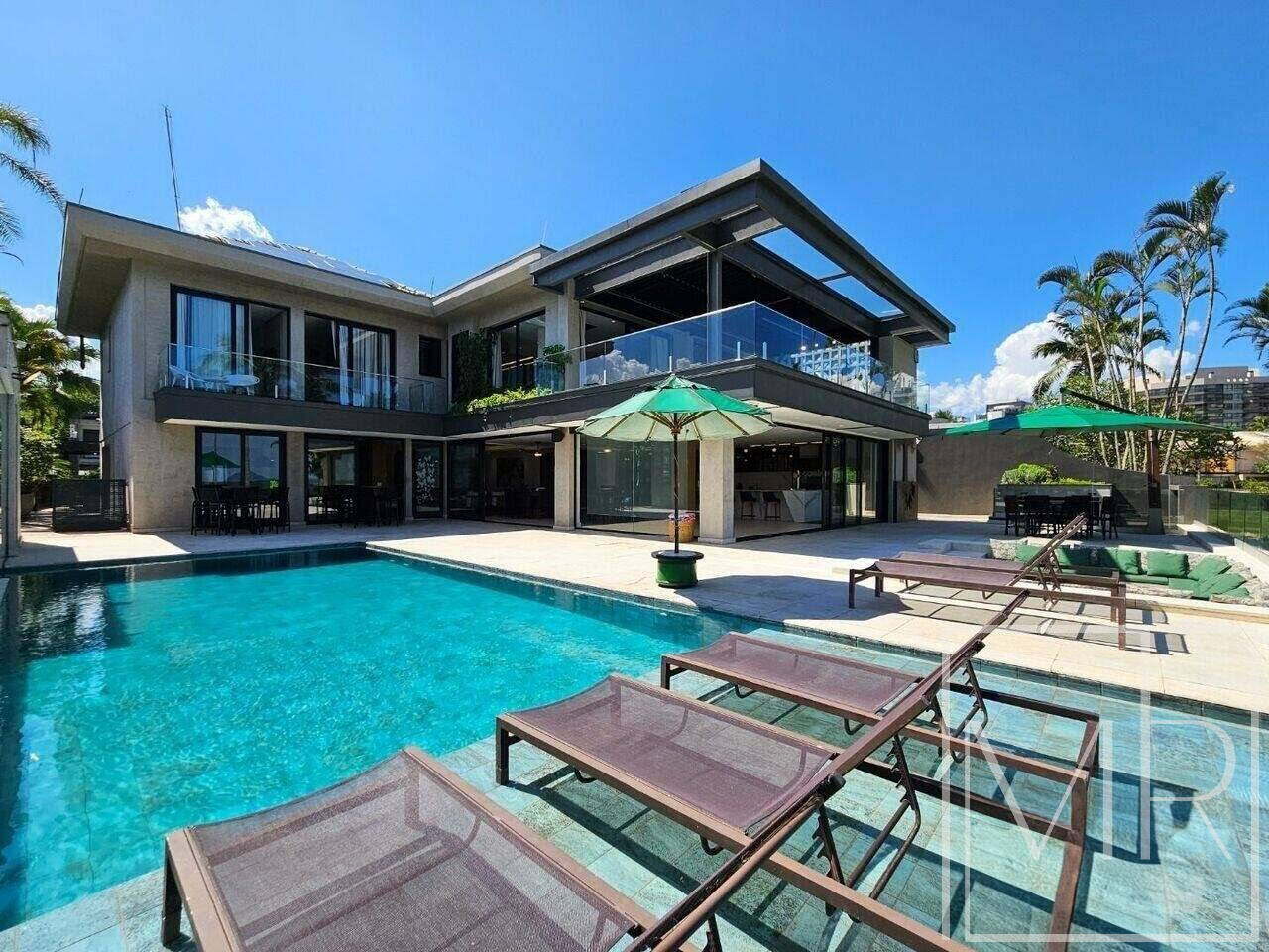Casa, 7 quartos, 942 m² - Foto 1