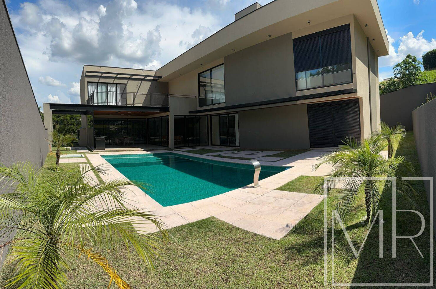 Casa, 5 quartos, 730 m² - Foto 1