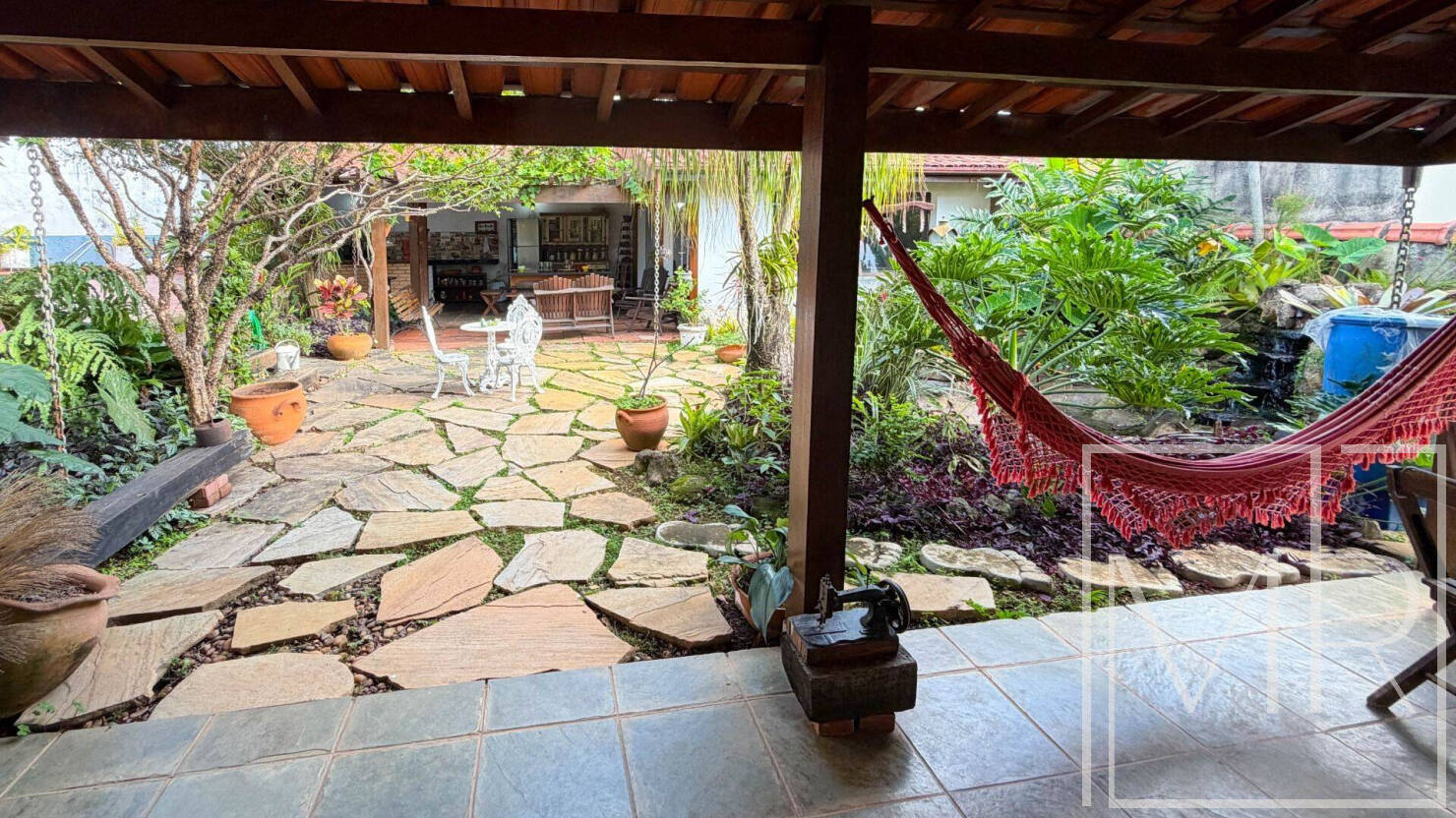 Casa, 4 quartos, 335 m² - Foto 13