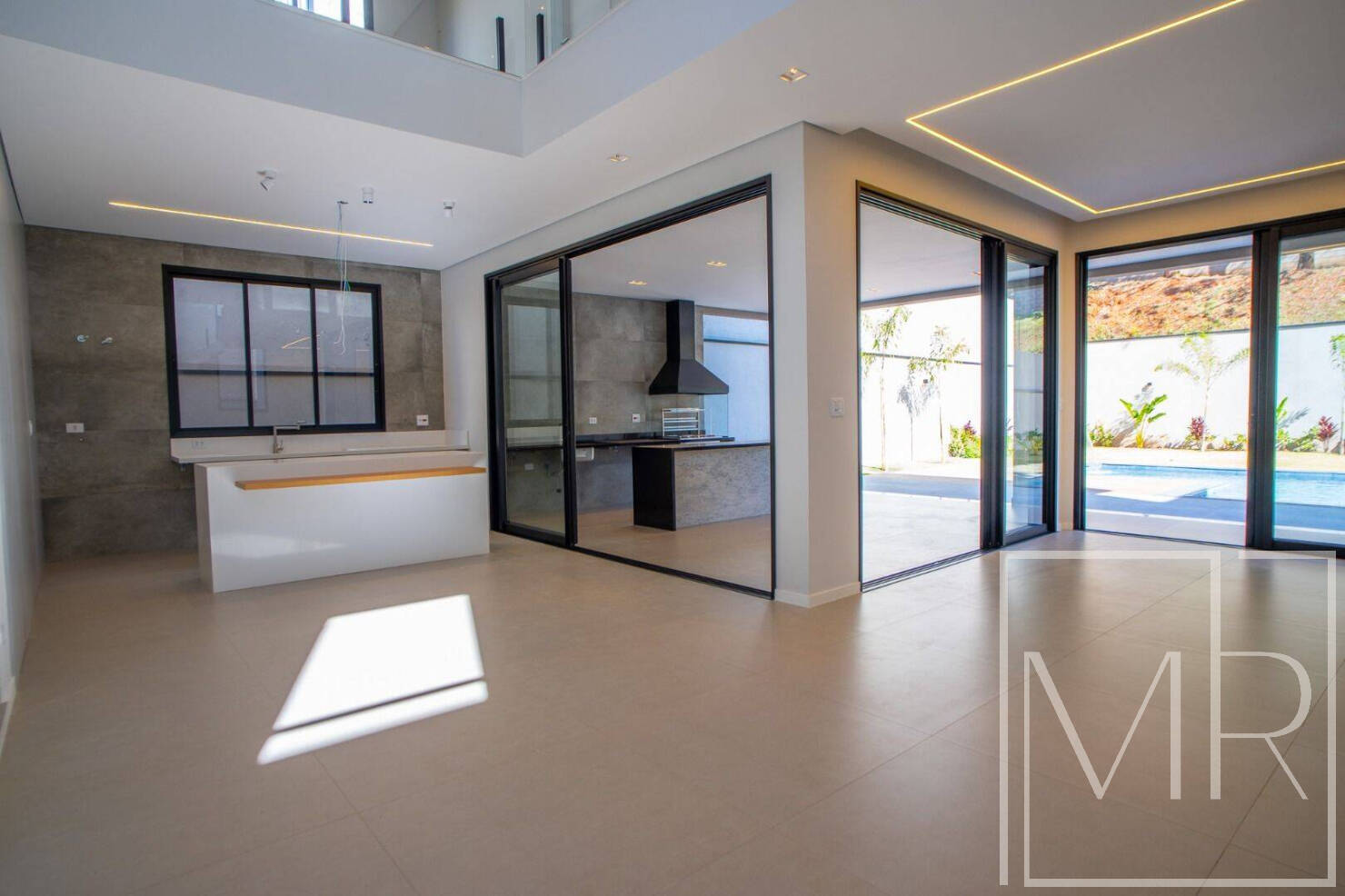 Casa, 3 quartos, 346 m² - Foto 83