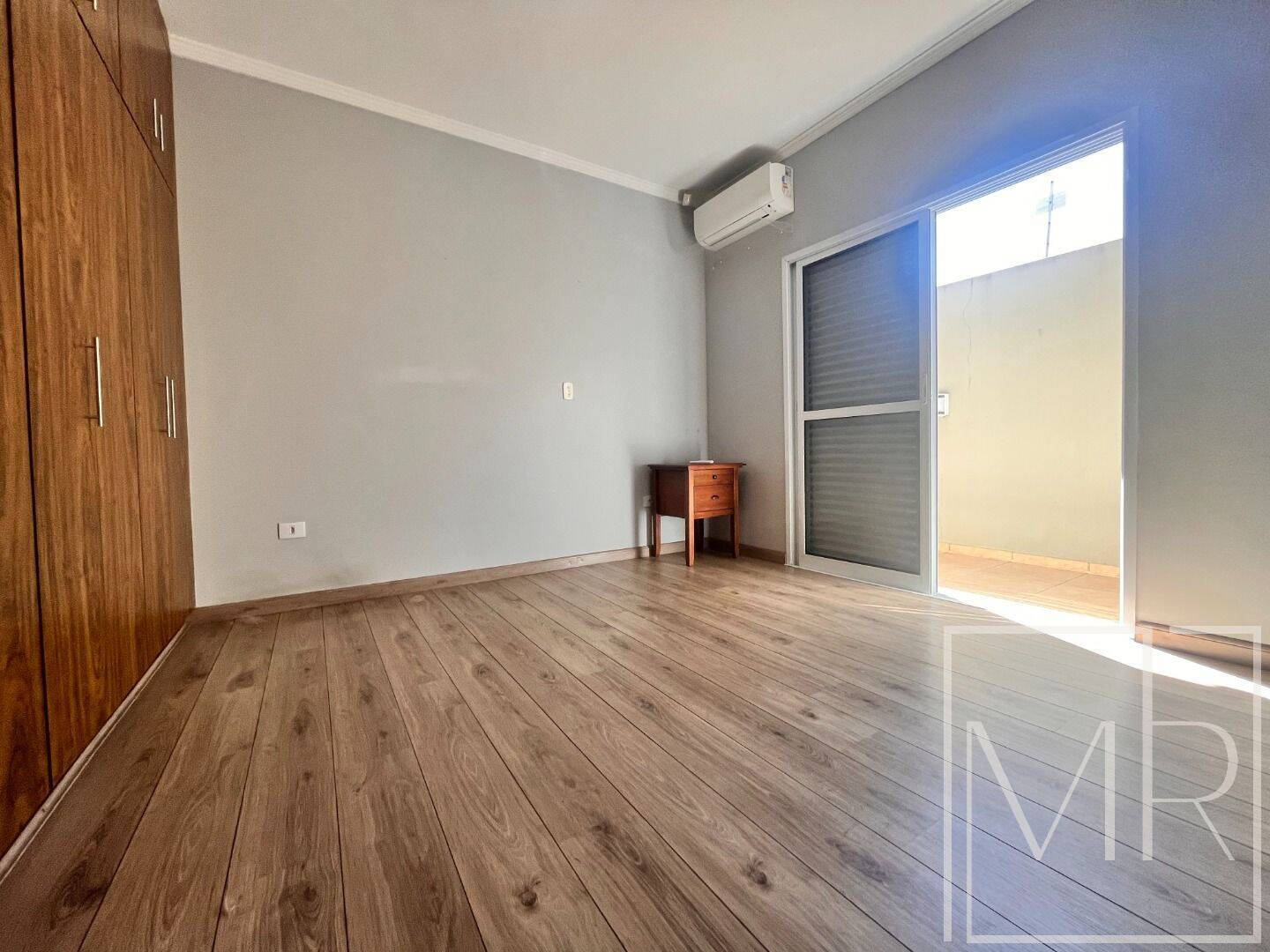Casa, 3 quartos, 285 m² - Foto 22